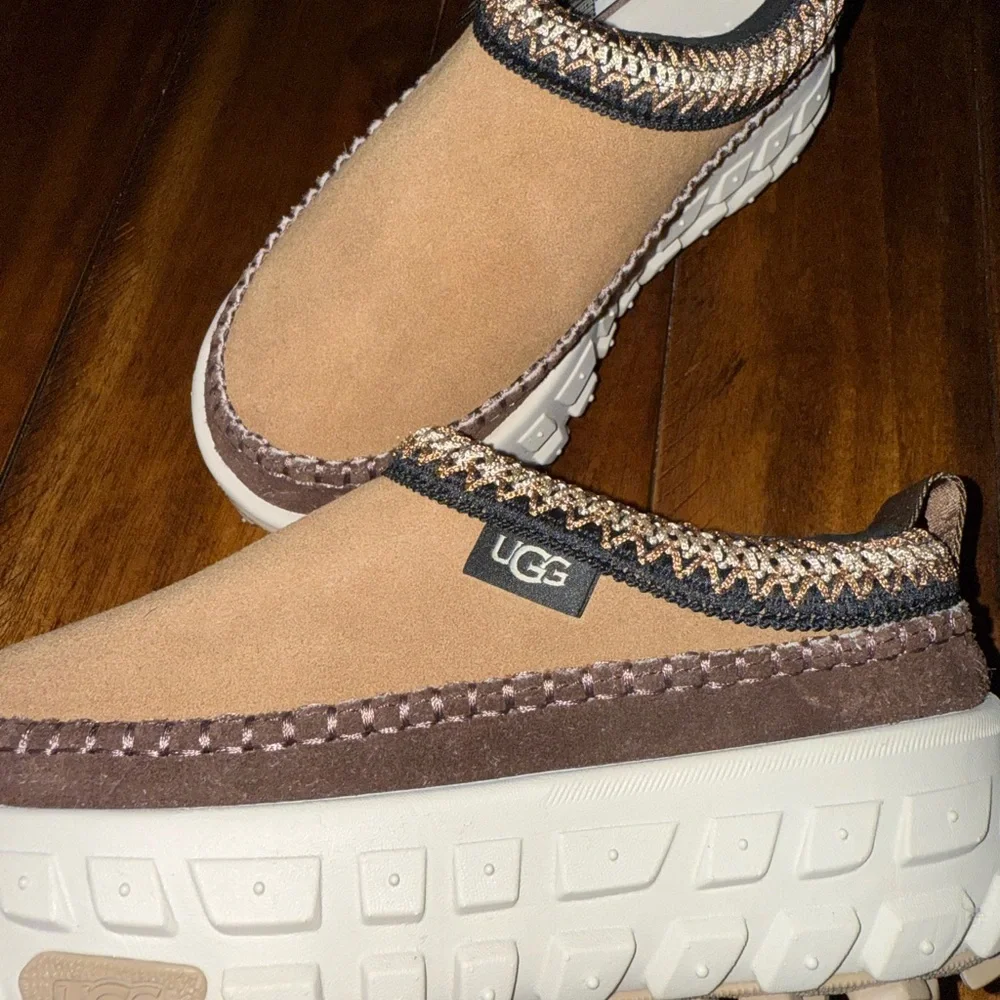UGG Tan and Brown Slip-On Shoes - Picture 3 of 3